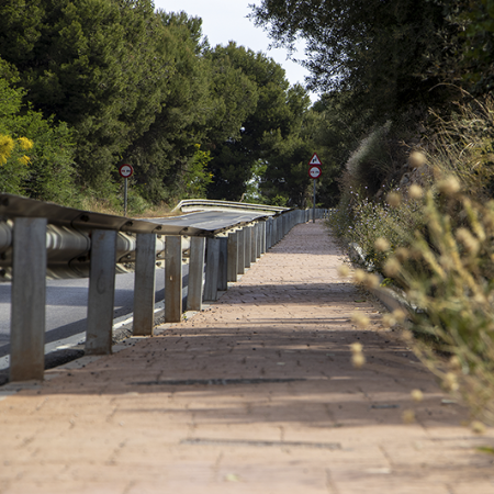 Recorrido peatonal carretera de Benagalbón